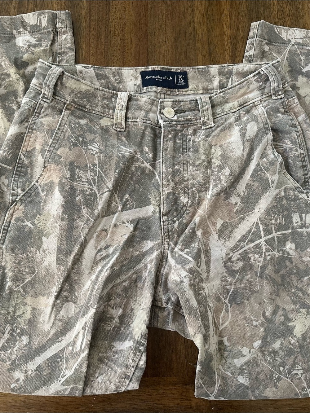 Abercrombie & Fitch  Camouflage Flat-Front Shorts — Green,Gray & Tan